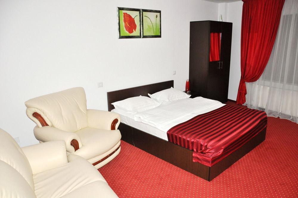 Hotel Pascu Bucharest Exterior photo